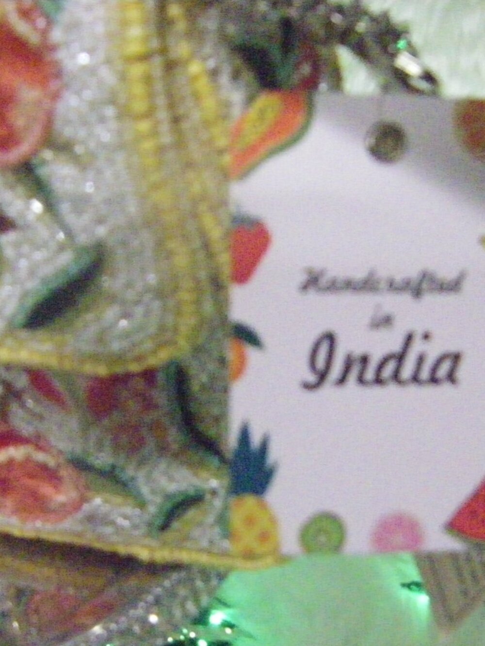 Viral Beaded Shoulder Bag Yellow With Fruit and Charm Handcrafted In India NWT - Picture 12 of 15